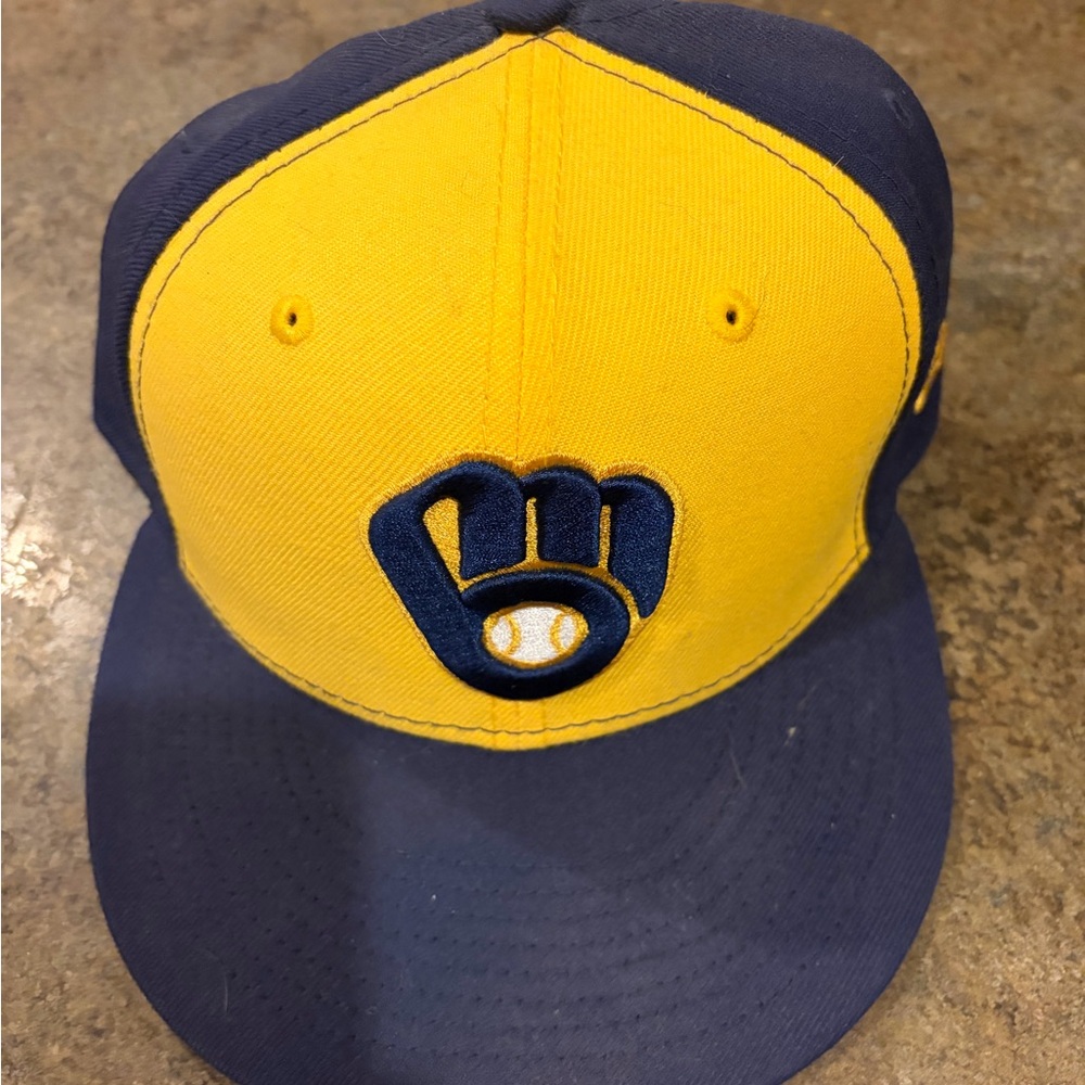 New Era Navy Blue Milwaukee Brewers Fitted Cap